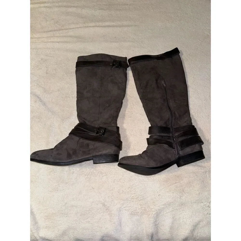 Charlotte Russe Knee high boots size 10
